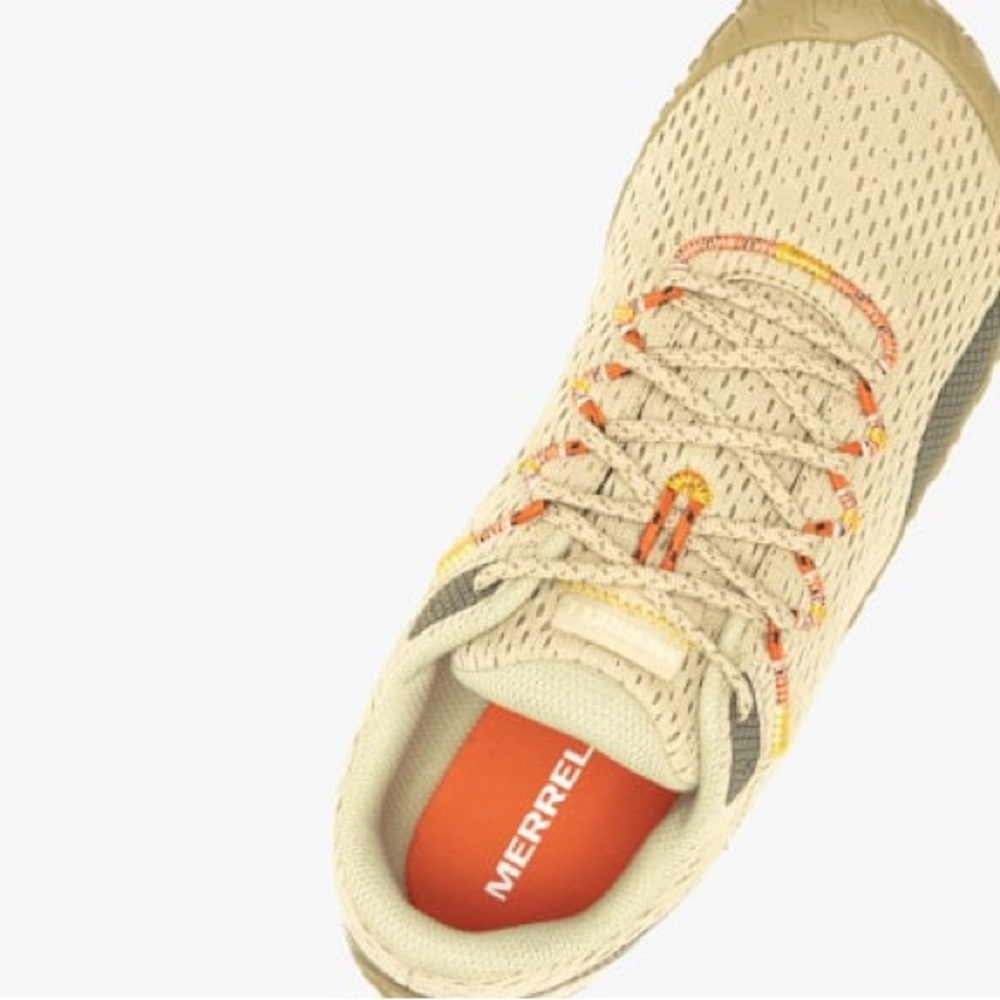 Merrell  Men vapor glove 6 athletic shoes. Khaki and tan
